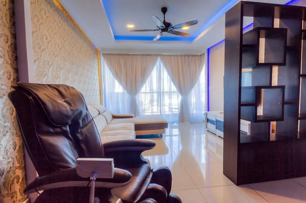 Super Condo Near Queensbay Mall George Town Homestay